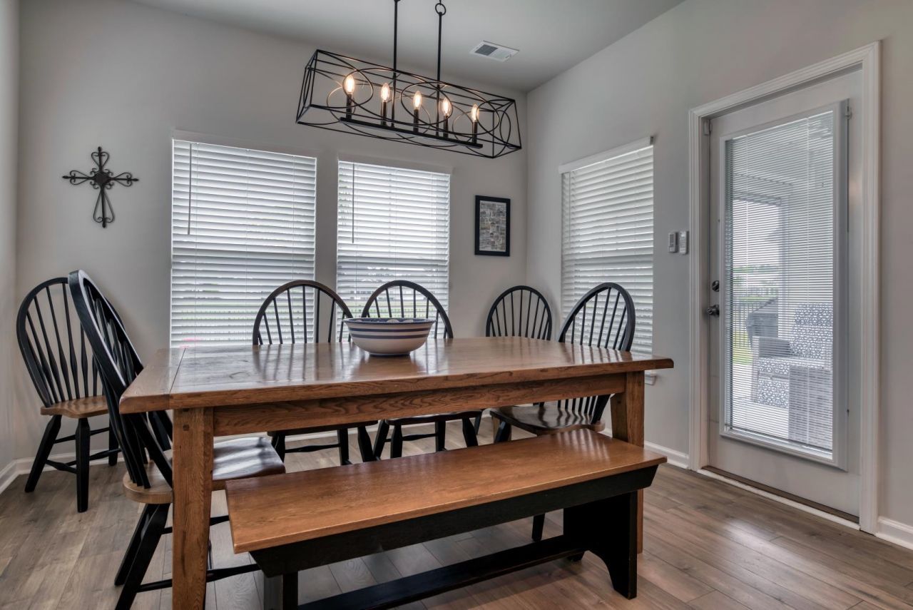 5586 Whitebark Dr. Photo 13