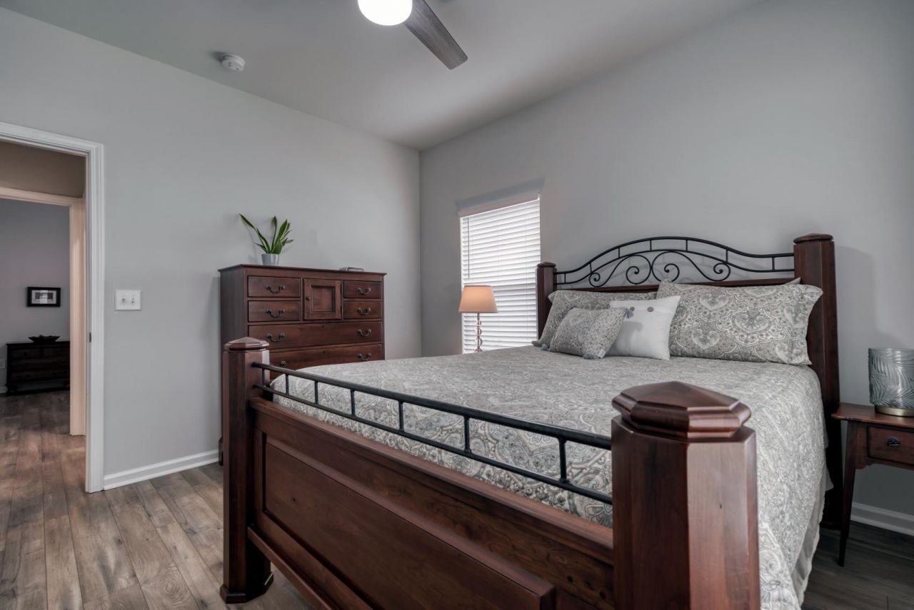 5586 Whitebark Dr. Photo 15