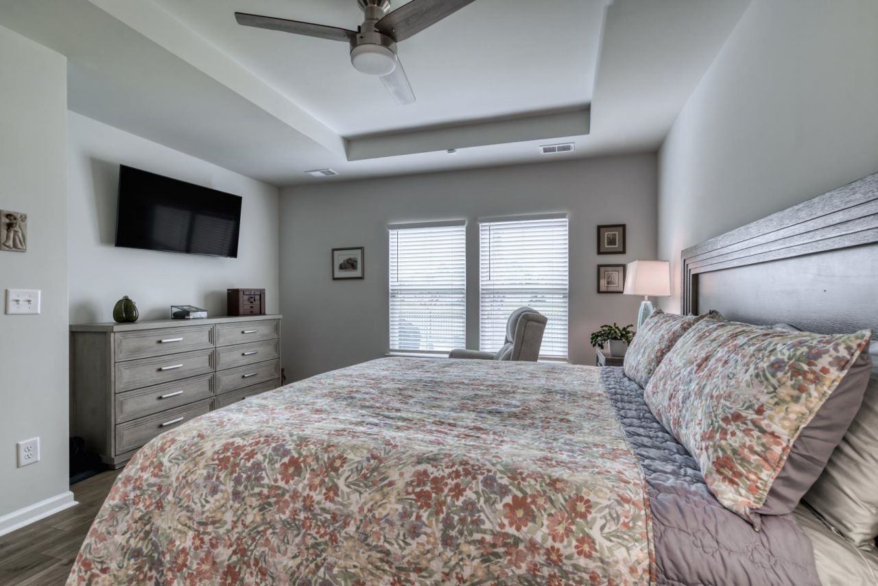 5586 Whitebark Dr. Photo 21
