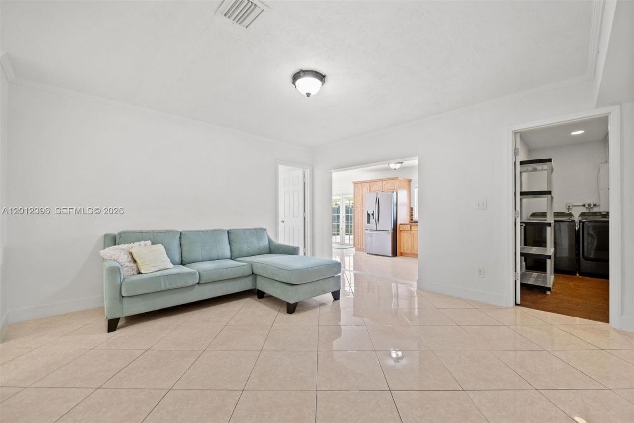 11950 SW 199th St, Unit 1, Miami, FL 33177 Photo