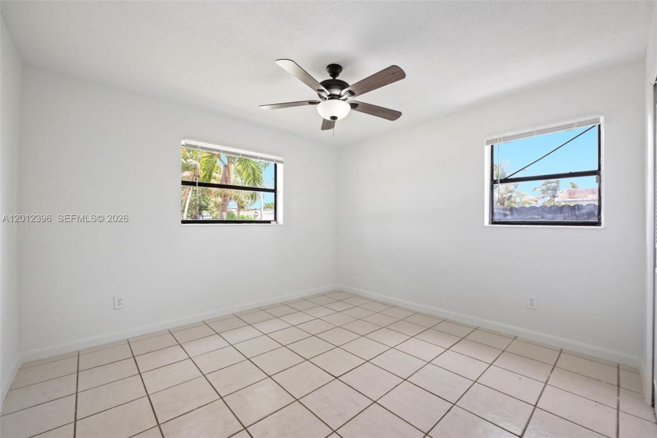 11950 SW 199th St, Unit 1, Miami, FL 33177 Photo