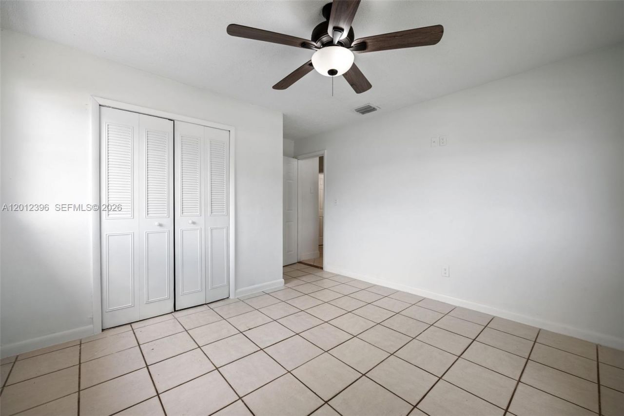 11950 SW 199th St, Unit 1, Miami, FL 33177 Photo
