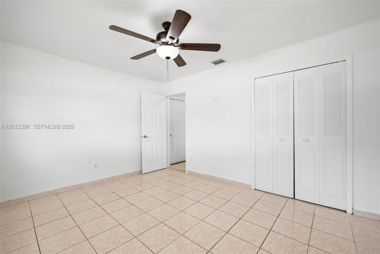 11950 SW 199th St, Unit 1, Miami, FL 33177 Photo
