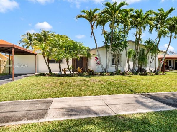 10401 SW 199th St , Cutler Bay, FL 33157