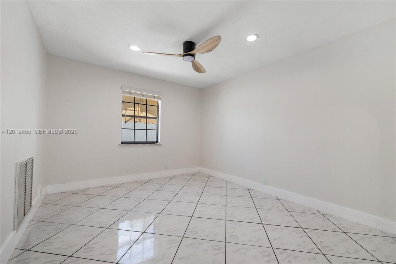 10401 SW 199th St , Cutler Bay, FL 33157 Photo
