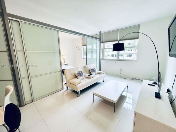 100 Lincoln Rd , Unit 526, Miami Beach, FL 33139