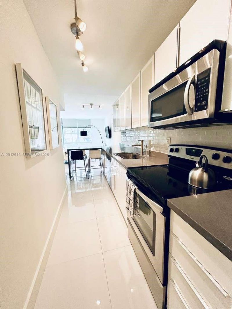 100 Lincoln Rd , Unit 526, Miami Beach, FL 33139 Photo