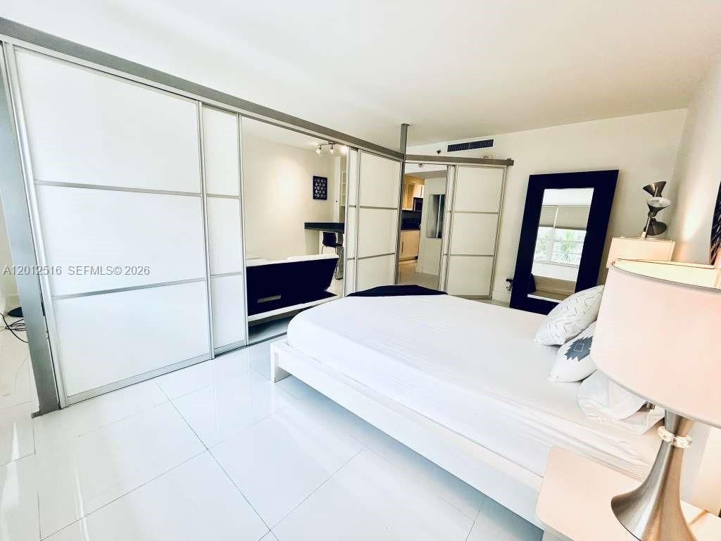 100 Lincoln Rd , Unit 526, Miami Beach, FL 33139 Photo