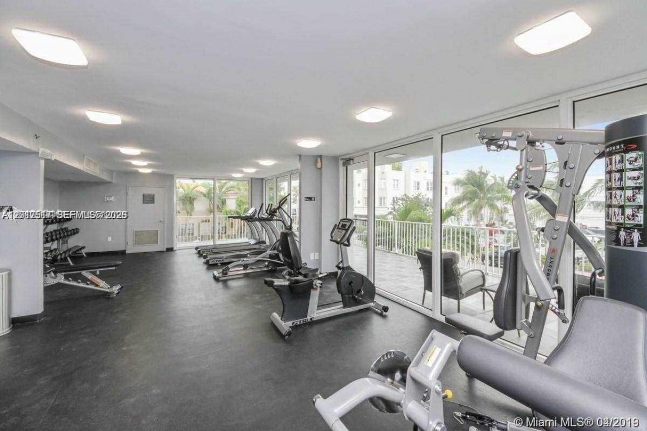 1255 Collins Ave , Unit 507, Miami Beach, FL 33139 Photo