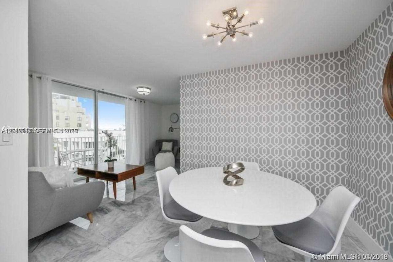 1255 Collins Ave , Unit 507, Miami Beach, FL 33139 Photo