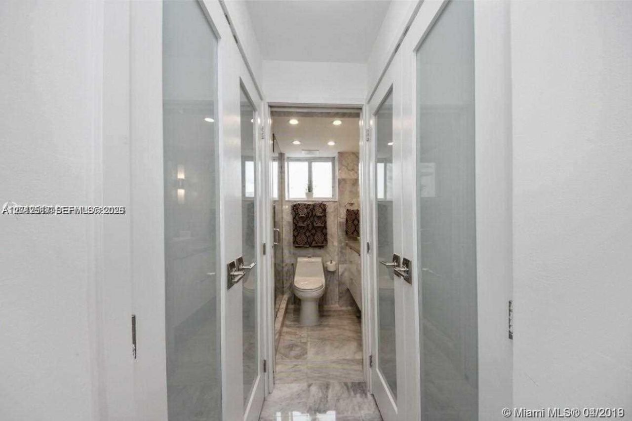1255 Collins Ave , Unit 507, Miami Beach, FL 33139 Photo