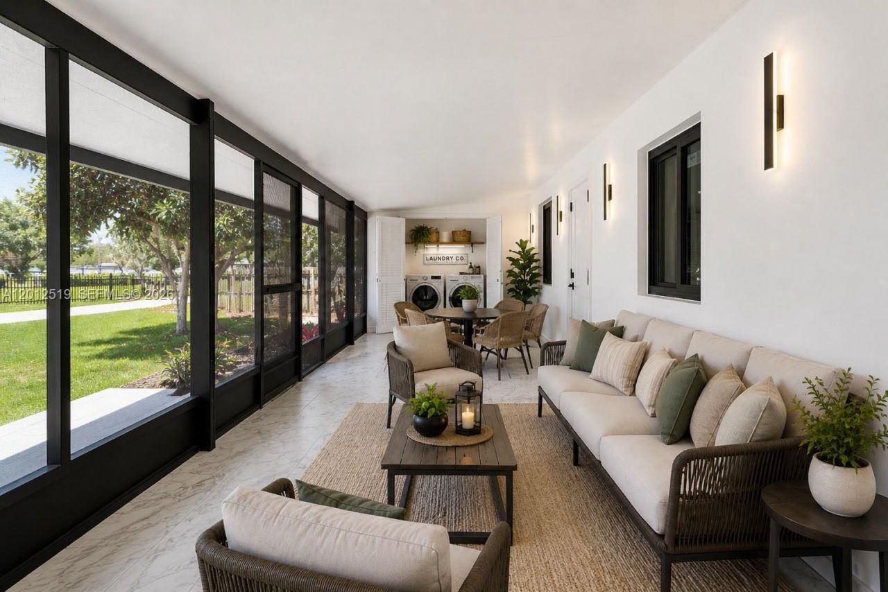 220 NW 144th St, Miami, FL 33168 Photo