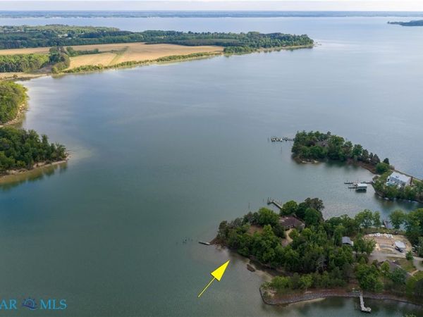 173 Tilden Lane , Weems, VA 22576