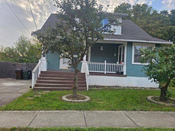 6842 Greismer Avenue, North College Hill, OH 45239