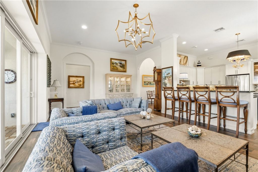 1070 River Wind Circle, Vero Beach, FL 32967 Photo