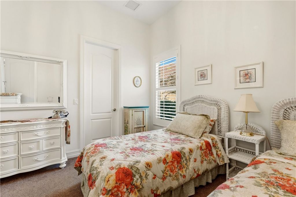 1070 River Wind Circle, Vero Beach, FL 32967 Photo