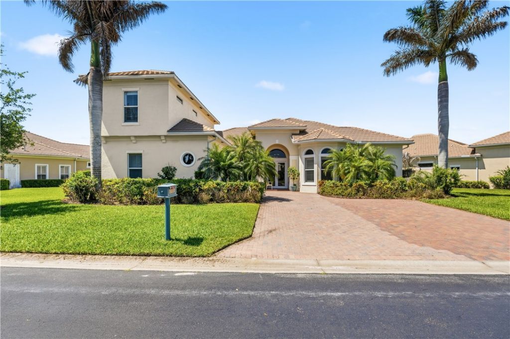 1070 River Wind Circle, Vero Beach, FL 32967 Photo