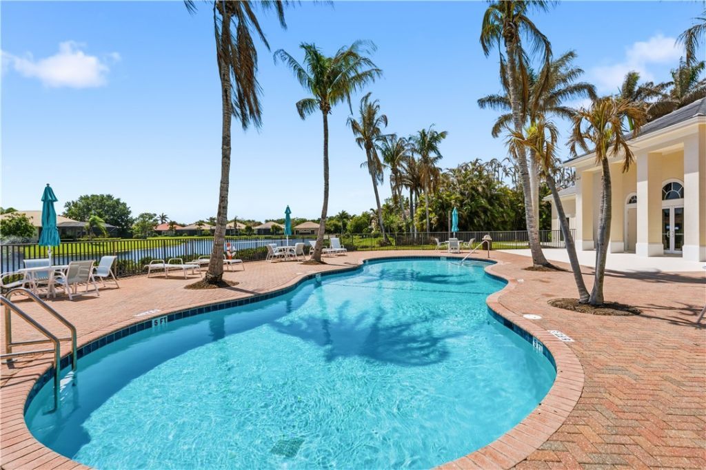 1070 River Wind Circle, Vero Beach, FL 32967 Photo