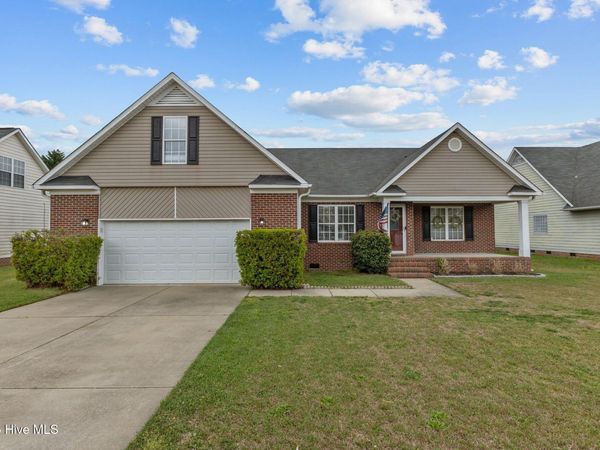 8246 English Saddle Drive , Fayetteville, NC 28314