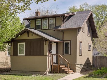 1096 23rd Avenue SE, Minneapolis, MN 55414