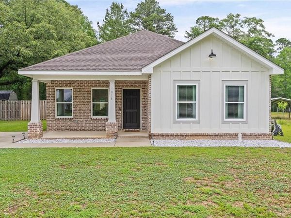 1014 Martha Alleyn Drive , Saraland, AL 36571