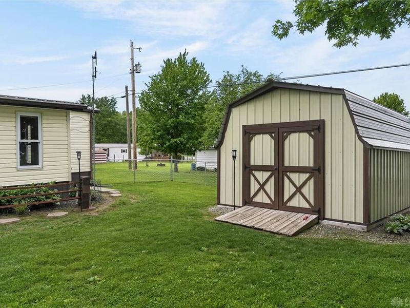 6651 Wizard Of Oz Way, Hillsboro, OH 45133 Photo 27