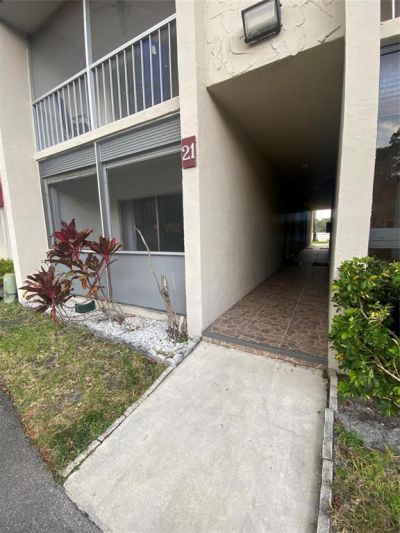 21 Jacaranda Country Club Drive, Unit 224, Plantation, FL 33324 Photo
