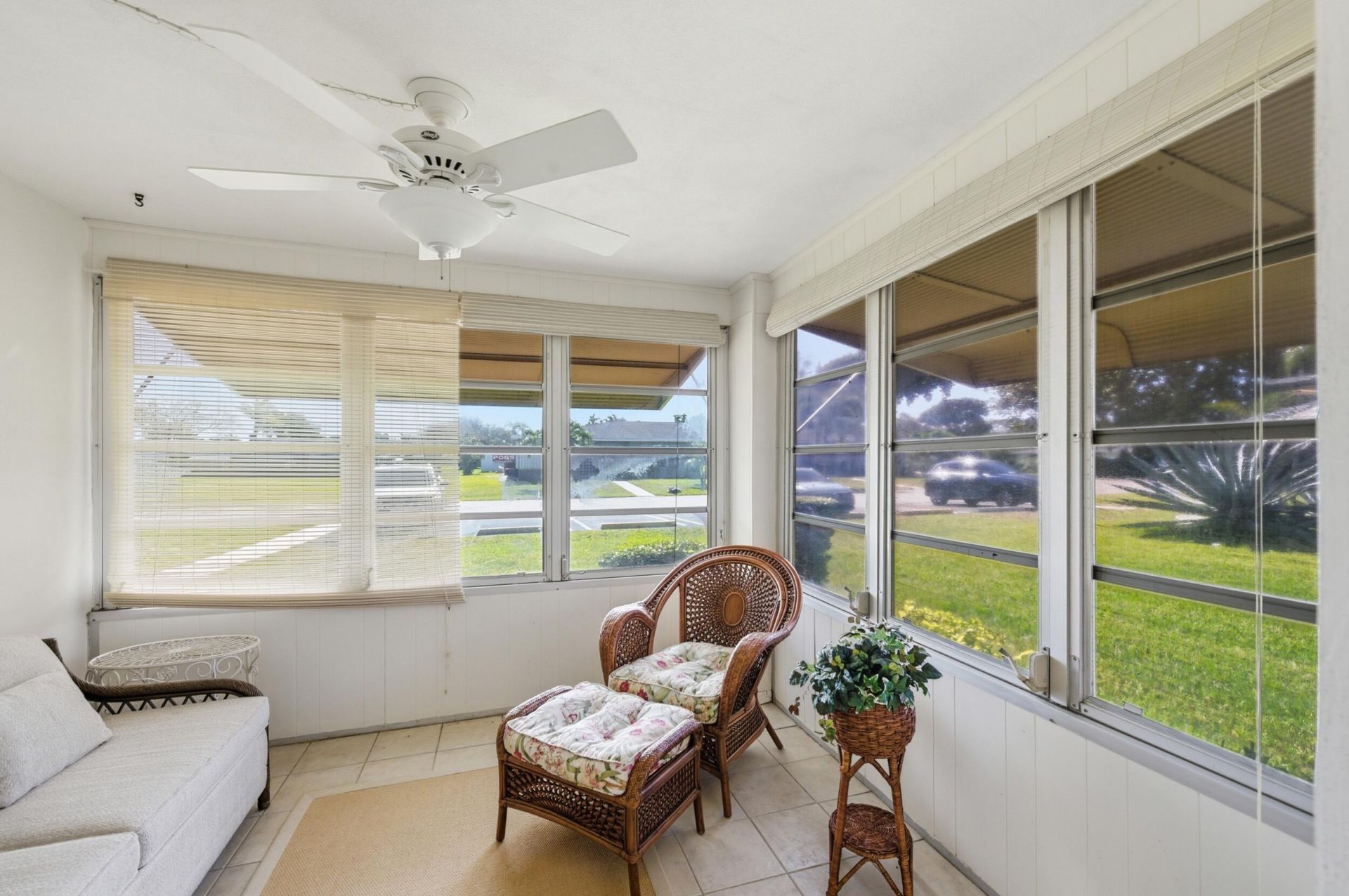 940 S Drive Terrace, Unit A, Delray Beach, FL 33445 Photo
