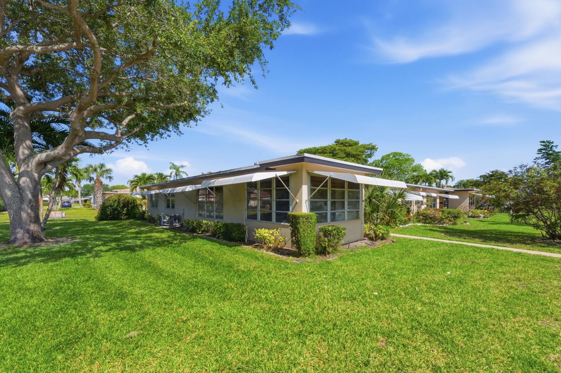 940 S Drive Terrace, Unit A, Delray Beach, FL 33445 Photo