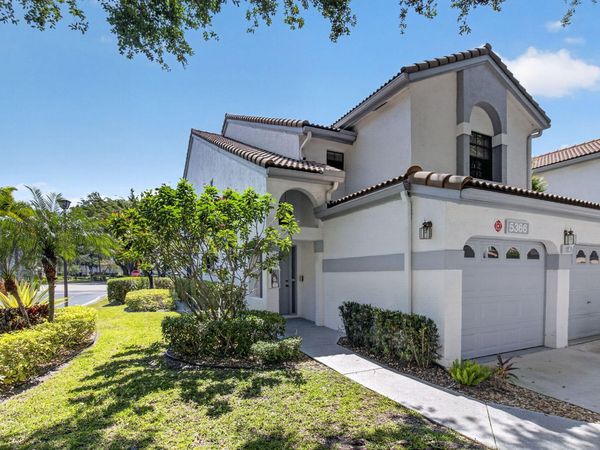 5366 Venetia Court, Unit E, Boynton Beach, FL 33437