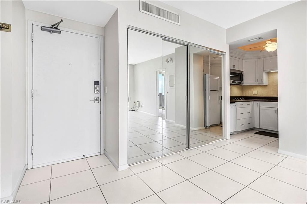 140 Seaview Ct , Unit 1504S, Marco Island, FL 34145 Photo