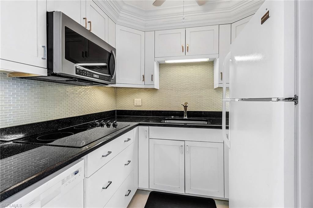 140 Seaview Ct , Unit 1504S, Marco Island, FL 34145 Photo