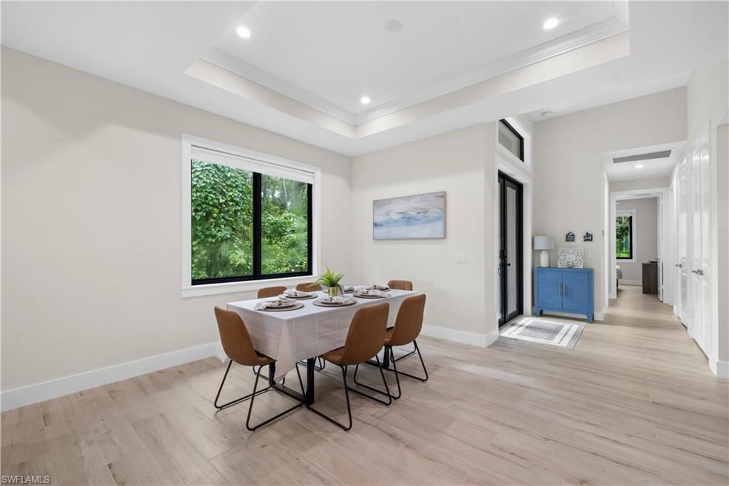3012 Pine Tree Dr , Naples, FL 34112 Photo