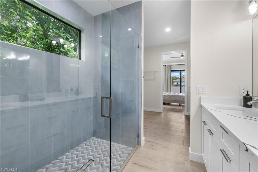 3012 Pine Tree Dr , Naples, FL 34112 Photo
