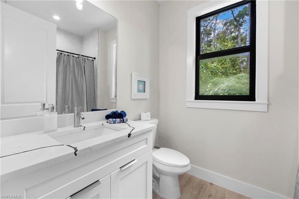 3012 Pine Tree Dr , Naples, FL 34112 Photo