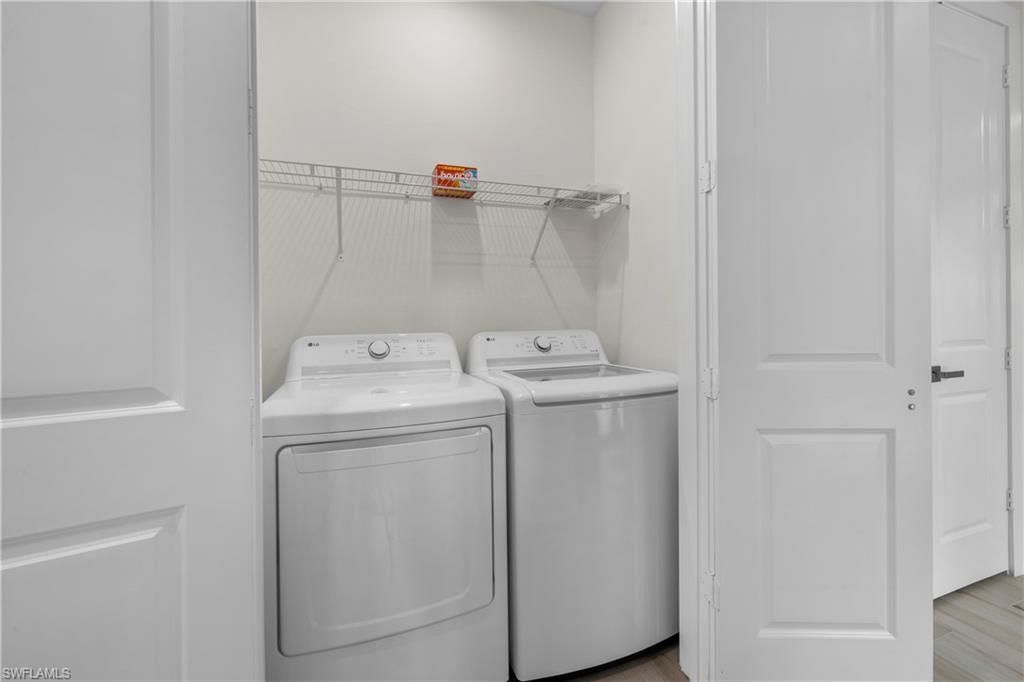 3012 Pine Tree Dr , Naples, FL 34112 Photo