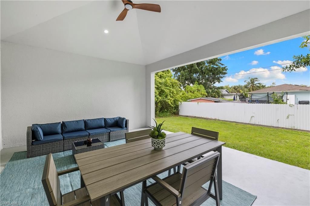 3012 Pine Tree Dr , Naples, FL 34112 Photo