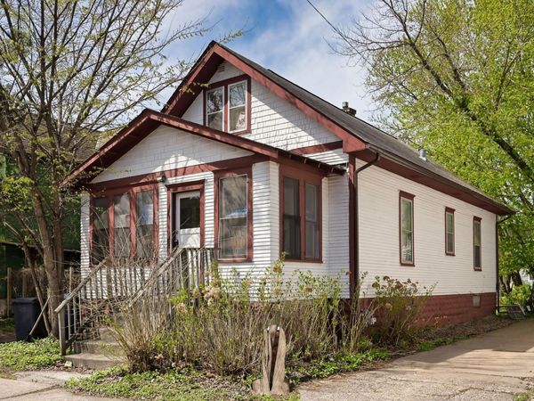 1079 15th Avenue SE, Minneapolis, MN 55414