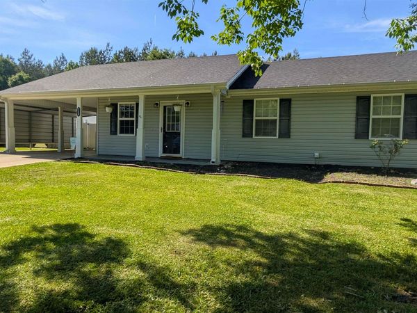 120 Hardwood Drive, Centre, AL 35960