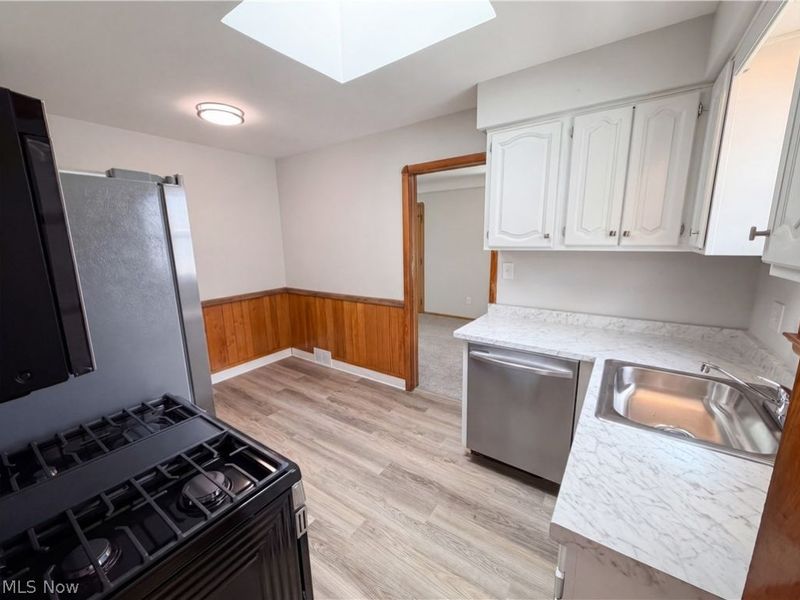32222 Densmore Road, Willowick, OH 44095 Photo 2