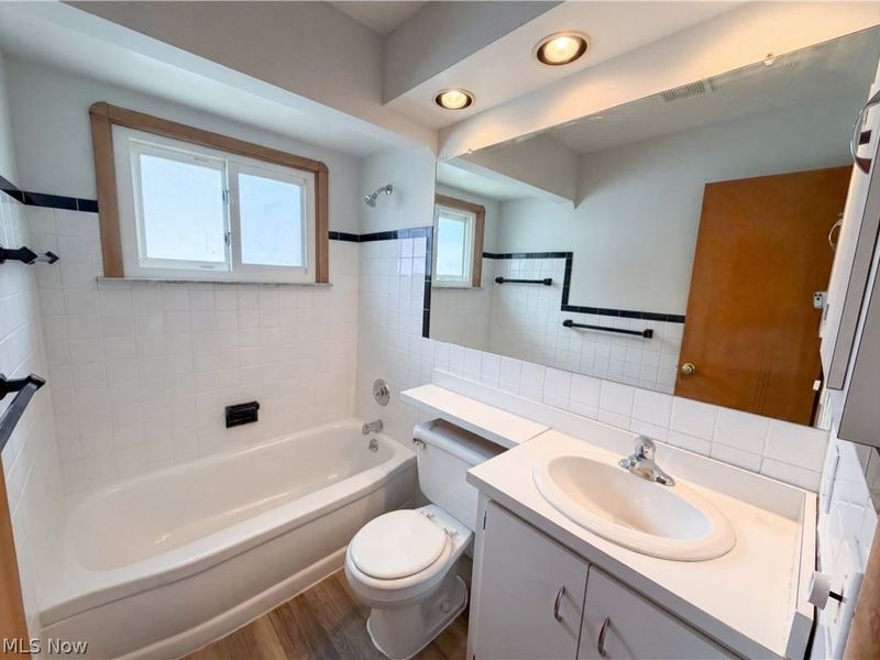 32222 Densmore Road, Willowick, OH 44095 Photo 6