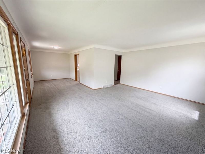 32222 Densmore Road, Willowick, OH 44095 Photo 8