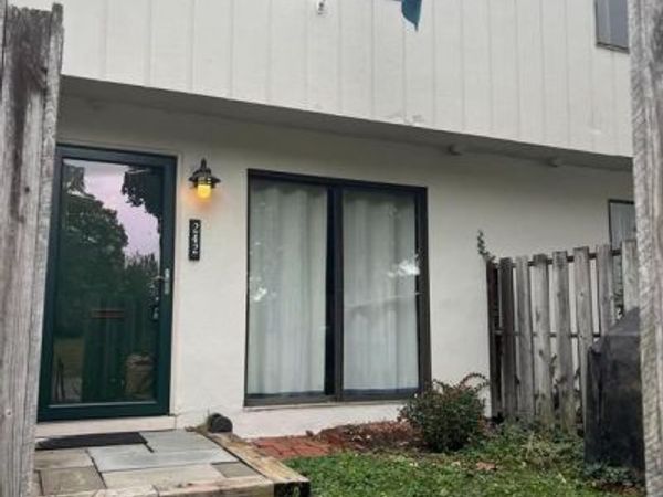 242 SUMMIT HOUSE, WEST CHESTER, PA 19382