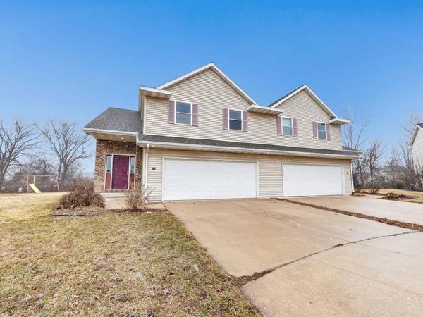 713 EDGE POINT COURT, Unit 1, De Pere, WI 54115