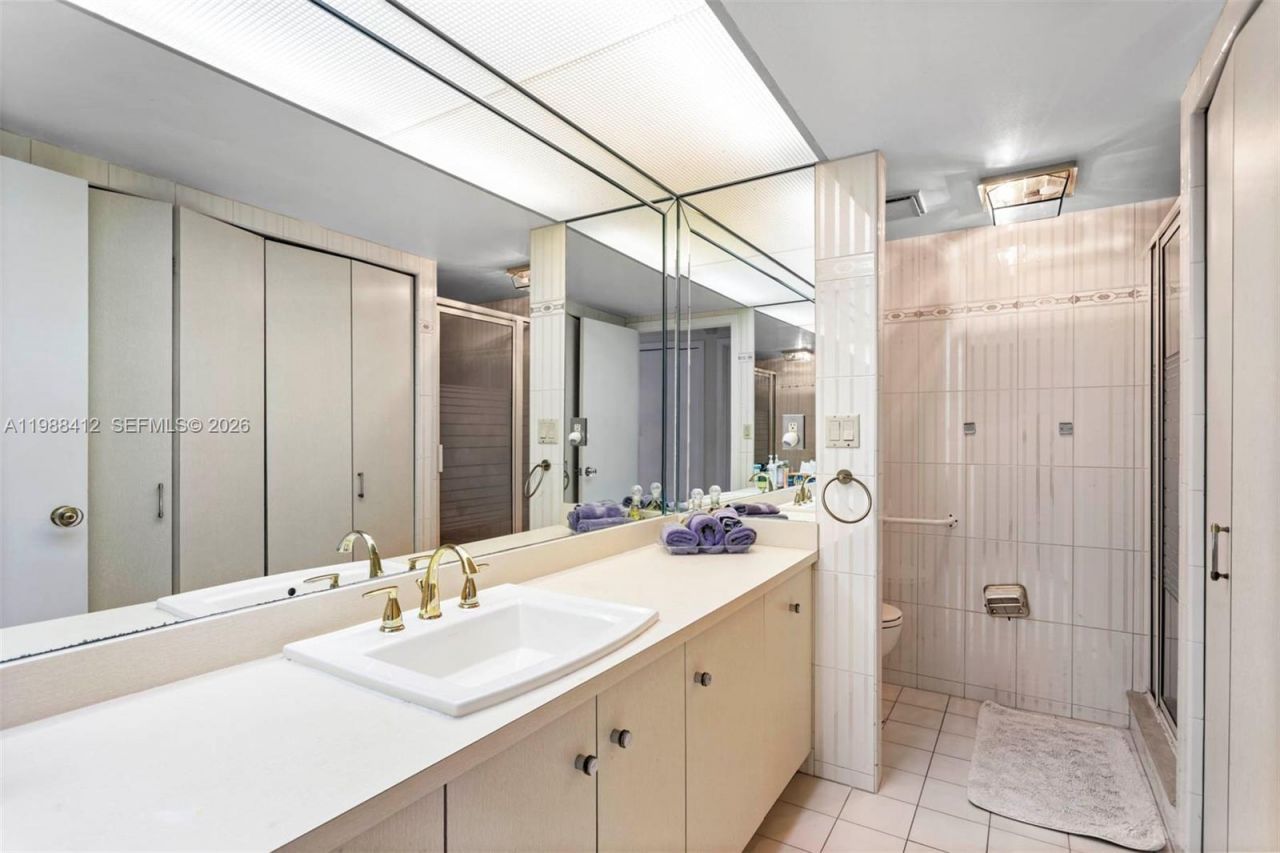 19667 Turnberry Way, Unit 11-H, Aventura, FL 33180 Photo
