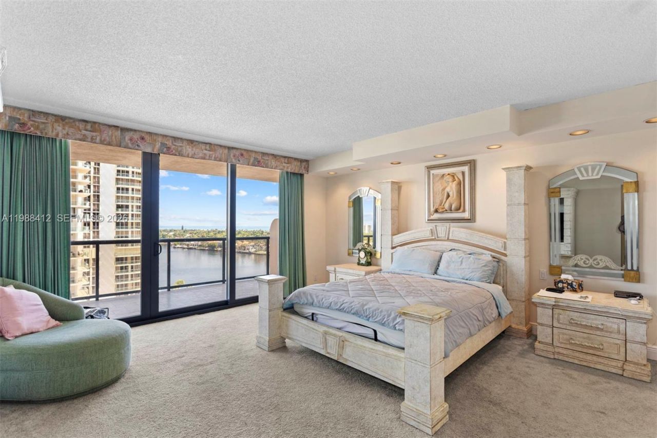 19667 Turnberry Way, Unit 11-H, Aventura, FL 33180 Photo