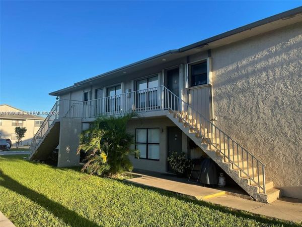 15354 SW 72nd St , Unit 31-11, Miami, FL 33193