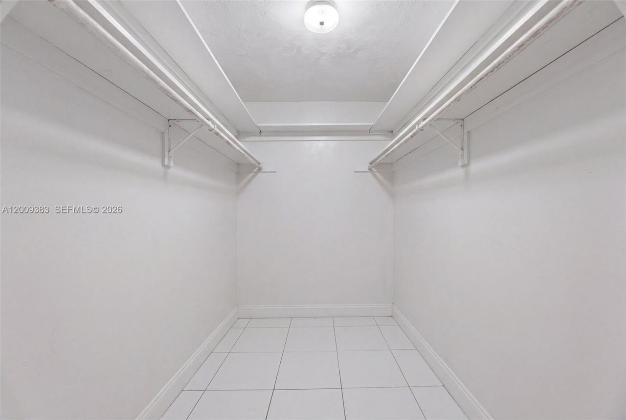 2450 NW 108th St, Miami, FL 33167 Photo