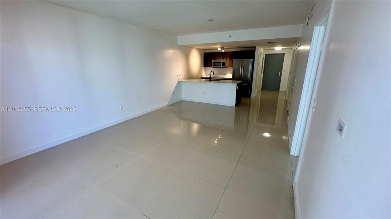 488 NE 18th St, Unit 2807, Miami, FL 33132 Photo