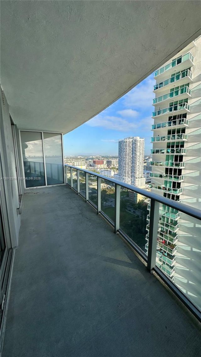488 NE 18th St, Unit 2807, Miami, FL 33132 Photo